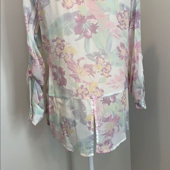 Sanctuary Floral Button Down Blouse - Picture 6 of 9